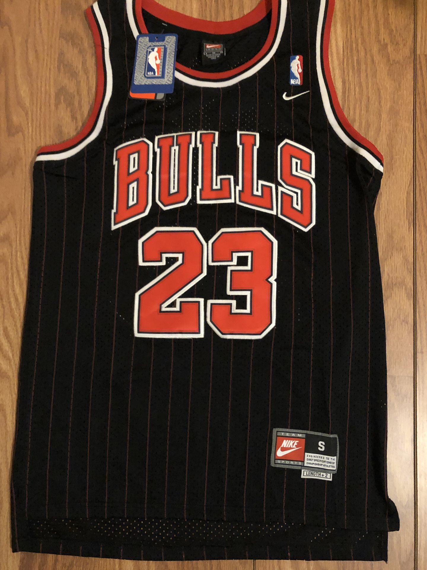 Michael Jordan Chicago Bulls Men’s Black Jersey SMALL MEDIUM LARGE XL 2XL SHIPPING!!!