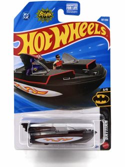 Hot Wheels 1:64 Scale Diecast Model - 1966 Bat Boat