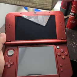 Red New 3ds Xl And Heart gold CIB