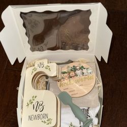 Jungle Themed Baby Shower Gift Set
