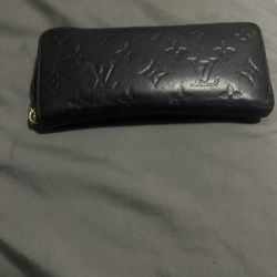LV Wallet 