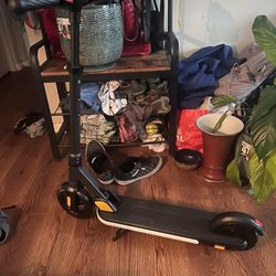 GoTrax Xoom Electric Scooter