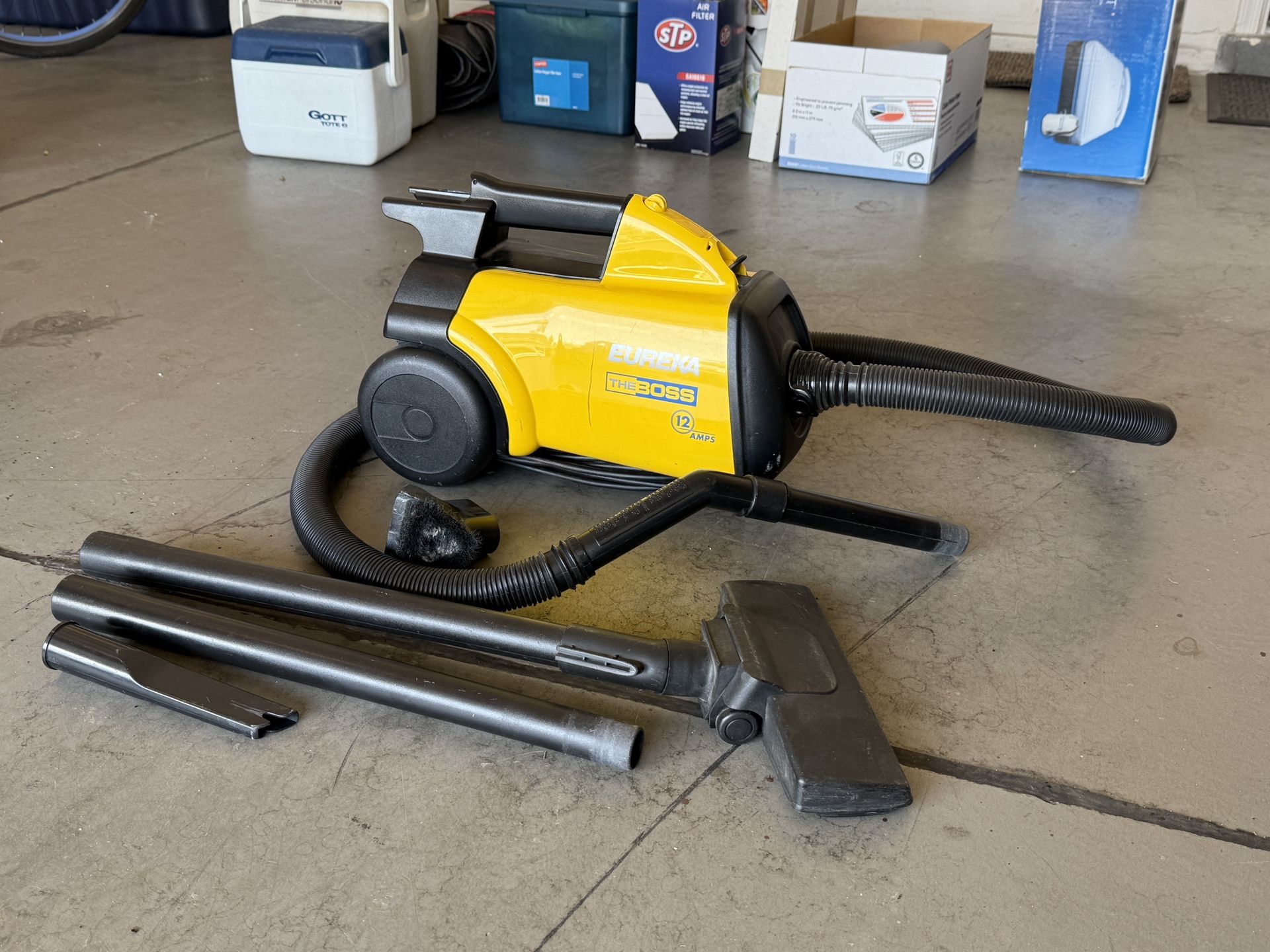 Eureka The Boss 12 Amp Vacuum