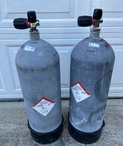Worthington steel scuba tanks: hp119’s- matched pair- new hydro & vip - pro valves - wow!