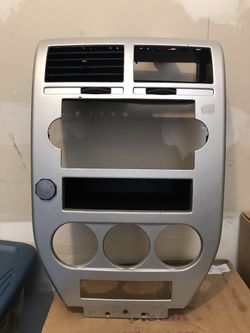 Jeep Patriot Center Console Trim Piece 