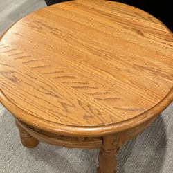 Oak Table Excellent Condition! $89