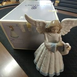 Lladro Angel Heavenly Harpist