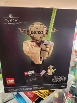 Lego Star Wars Attack of the Clones Yoda bust