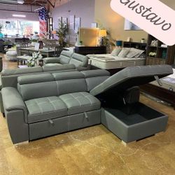 Sectional With Adjustable Headrests, Pull-Out Bed 