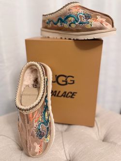 UGG x Palace Dragon Embroidered Slippers