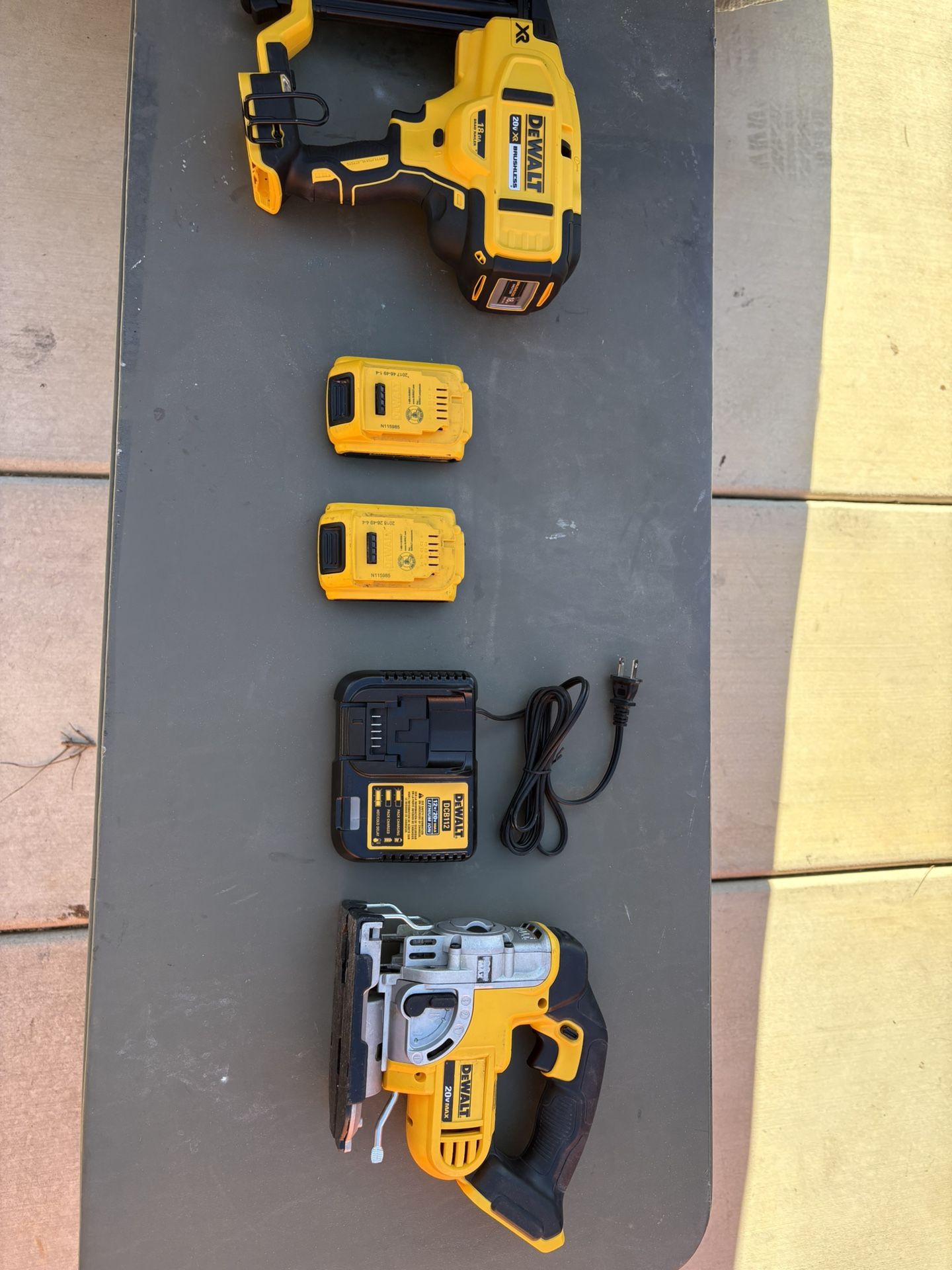Dewalt Brad nailer/Jigsaw