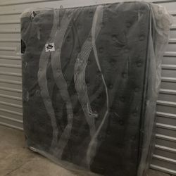 (New) King Size 14 Inch (Pillow Top) Mattress