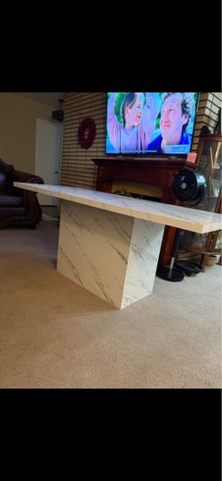 White dinning table