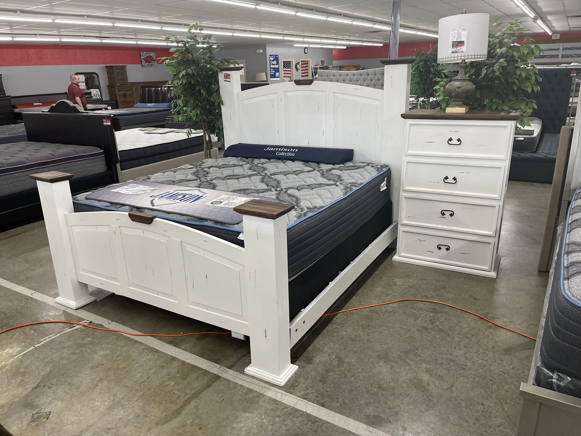 King Bed frame On Sale Now!!! $39 Down Everyone Is Approved!! 