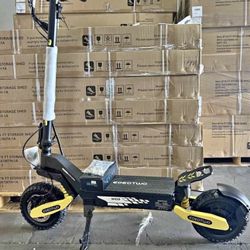 EOEOTWO Foldable Scooter Brand New 40mph 