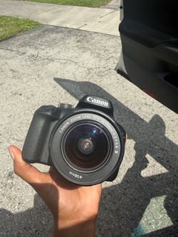 EOS Rebel T100