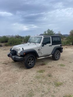 2007 Jeep Wrangler 111,000 miles New Engine