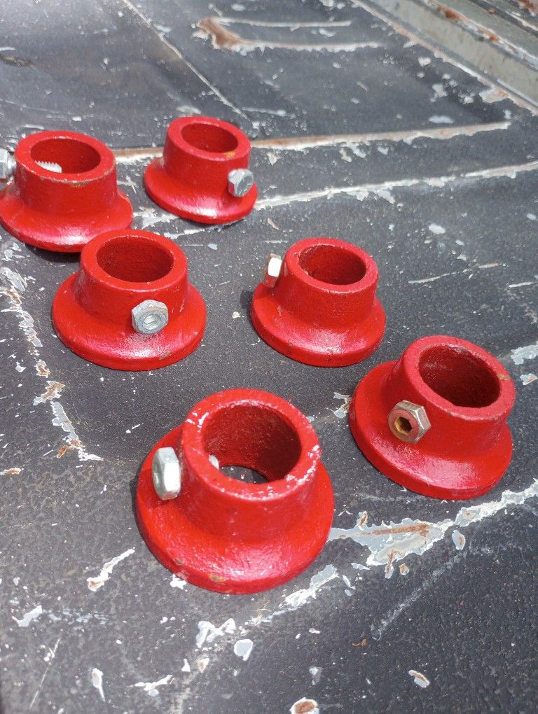 Dumbbell, Barbell Plate Retainers. 1 In
