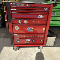 Snap On 30” Tool Box. 