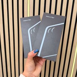 Samsung Galaxy Z Flip 7 Brand New Seald 