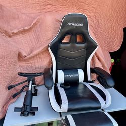GT RACING GTWD-200 Gaming Chair W Footrest, Height Adjustable Office Swivel Recliner office