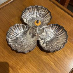 FB Rogers Silver Clamshell Three Section Server