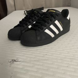 Adidas Superstar