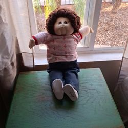 Large Little Kid Cabbage Patch Kid Looks Great Collectable 