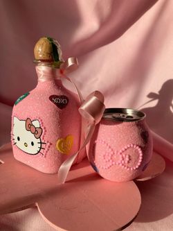 hello kitty bottle 🩷