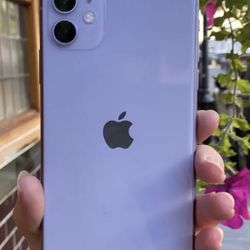Apple iPhone 11 64GB Purple