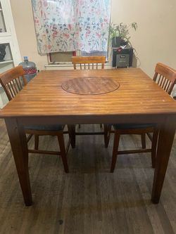 Kitchen table for sale