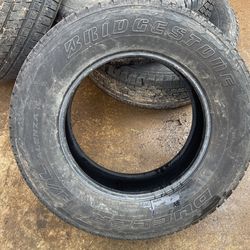 Bridgestone Tire P265/65R17