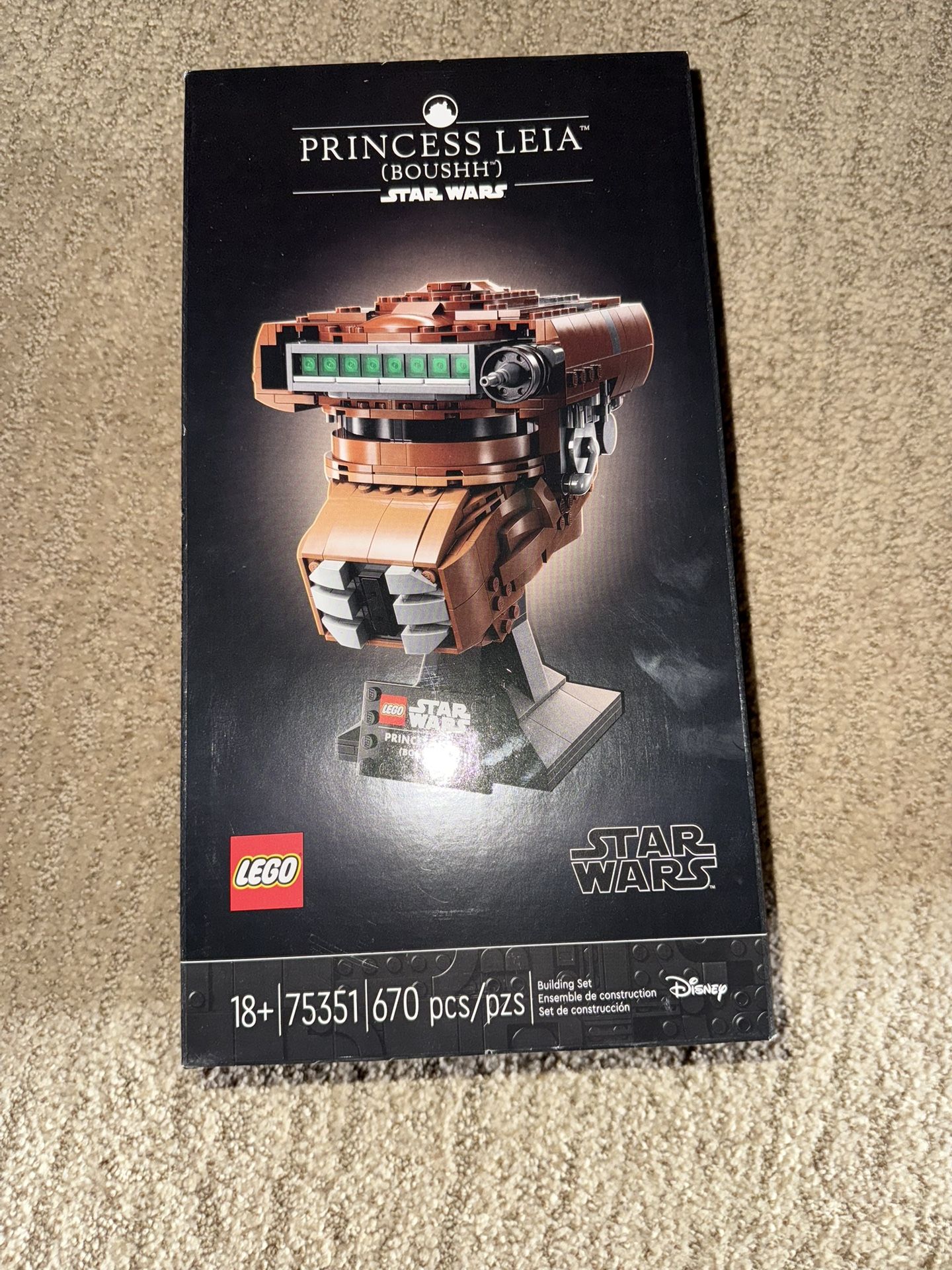 NEW/Sealed LEGO Star Wars: Princess Leia/Boushh Helmet (75351)