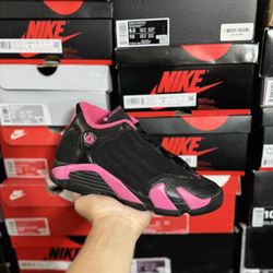 Jordan Desert Pink 14s size 6Y USED But Clean