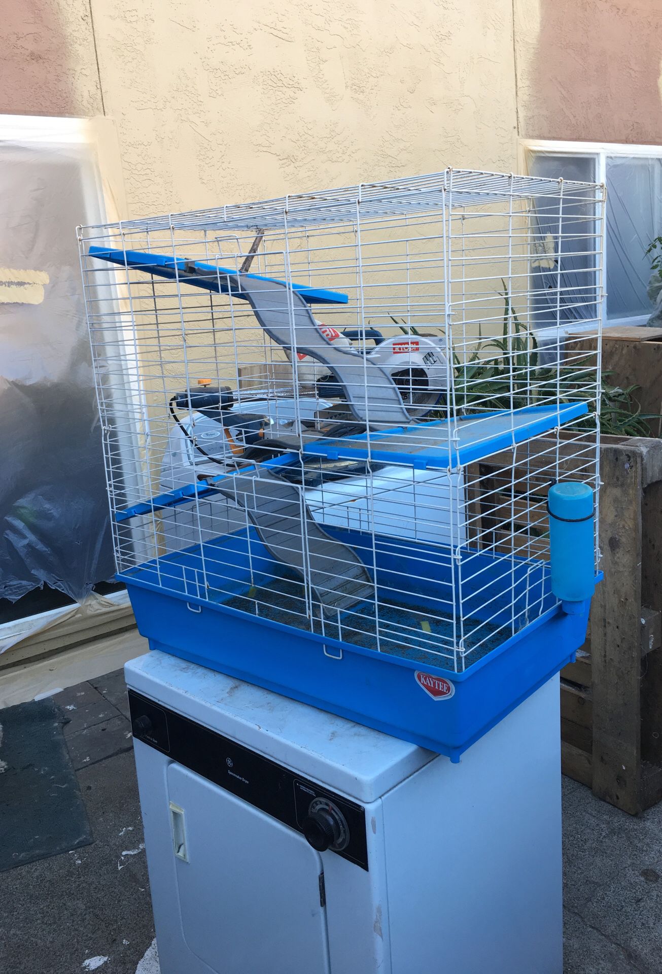 Big animal cage for birds /Guinea pigs