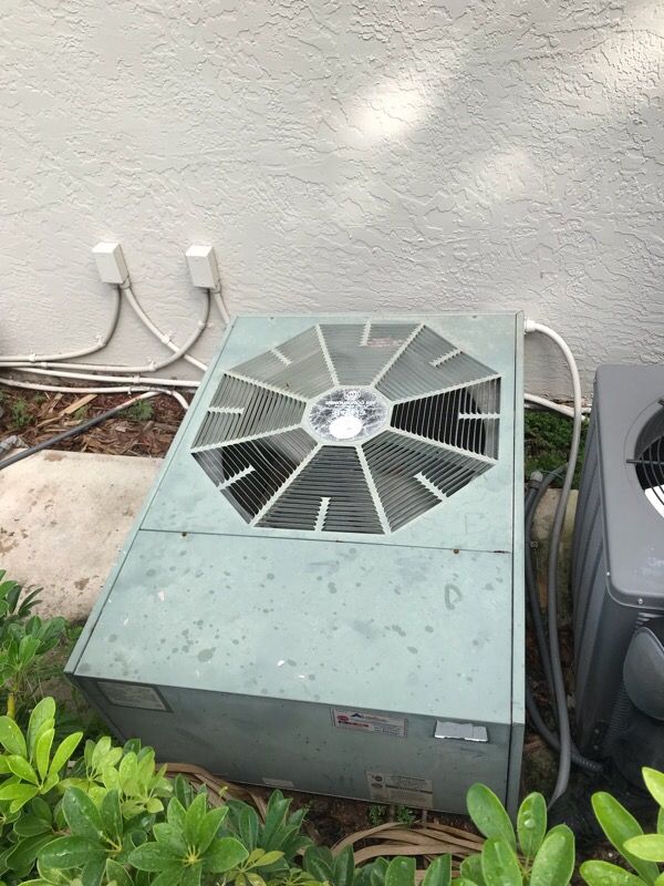 AC unit RUUD condenser & air handler