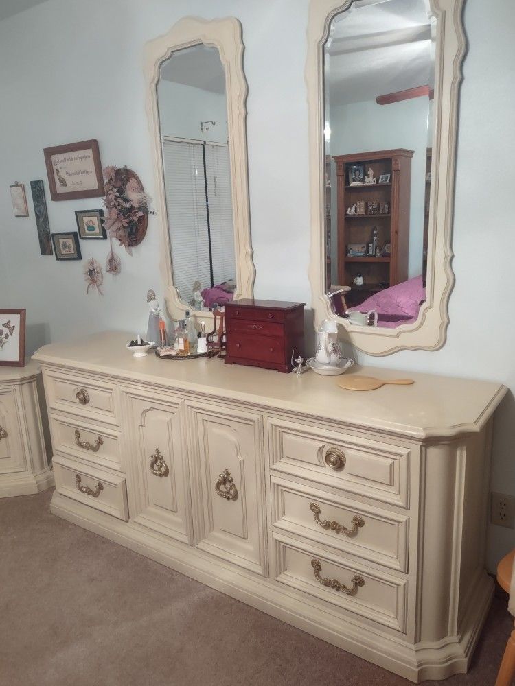 Bedroom Set