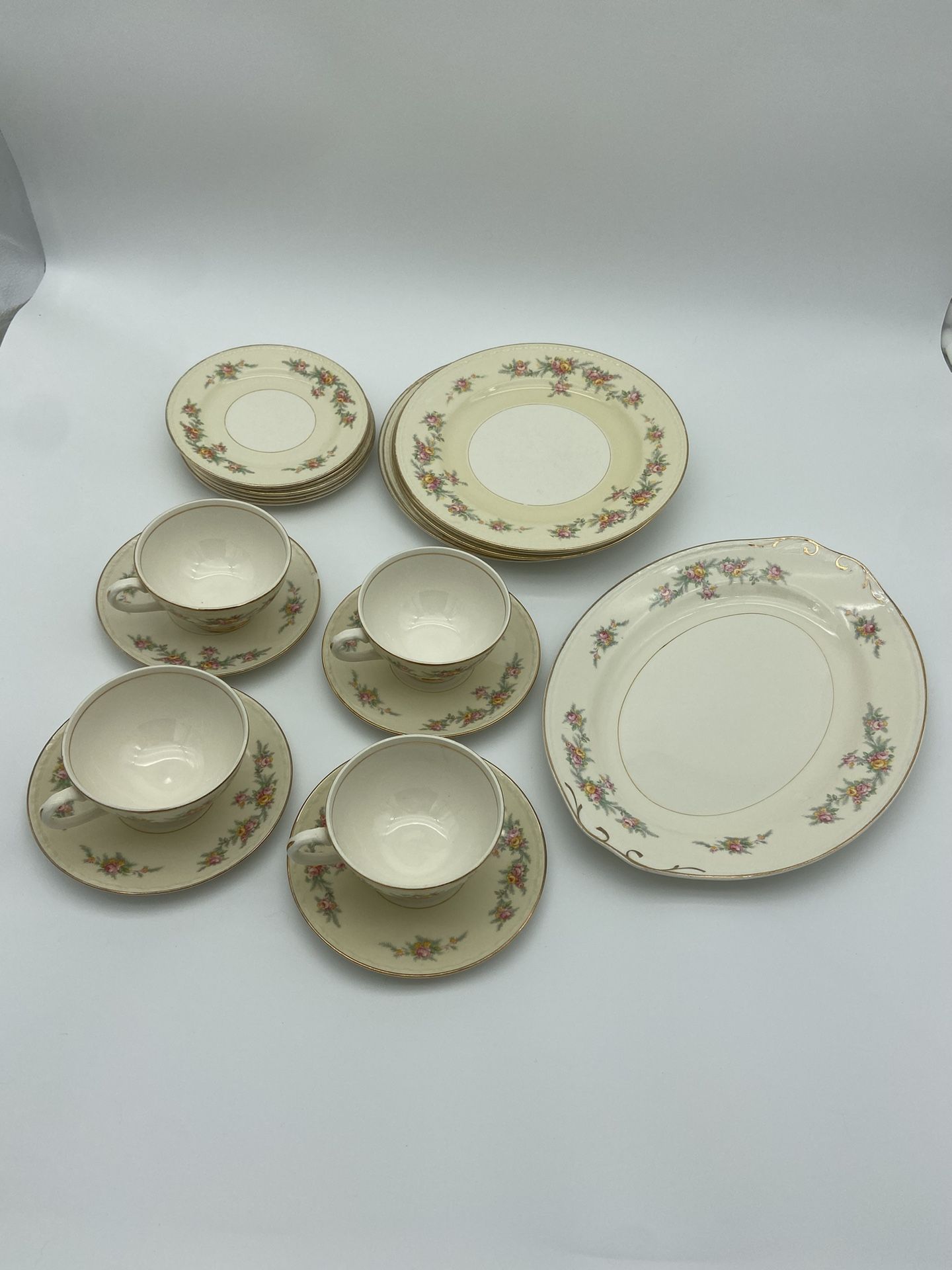Vintage 22K Yellow Pink Homer Laughlin Countess Eggshell Georgian China Set 20pc