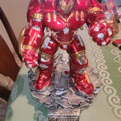Hulkbuster Resin Statue
