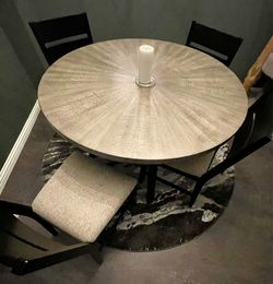 Round Dining Table with 4 Chairs