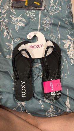 Roxy sandals