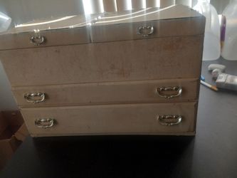 Vintage Lady Buxton 1960s to 1970's Mid Century Jewelry Box $20