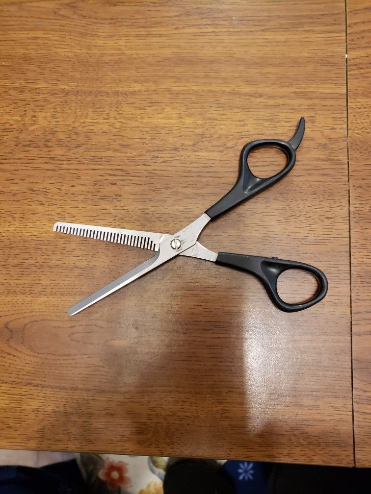 Professional Thinning Shears Purchased At Beauty Supply