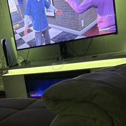 Vizio Smart 3D Tv 60 In