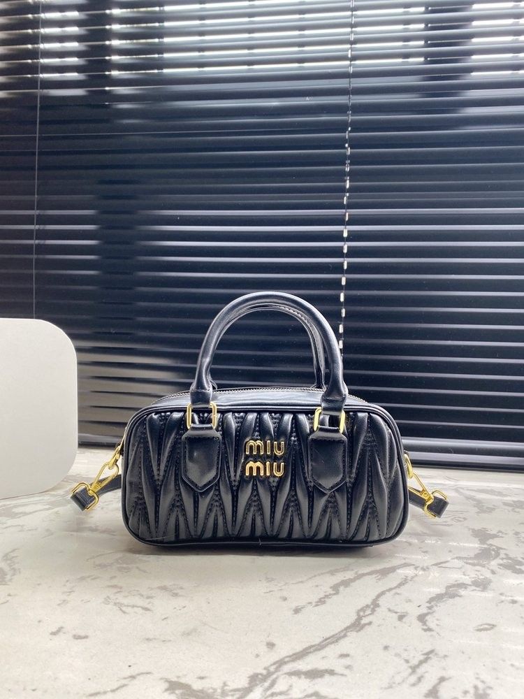 Designer Black Women Bag 👉See Models