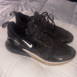 Nike air Max 270 MENS 9