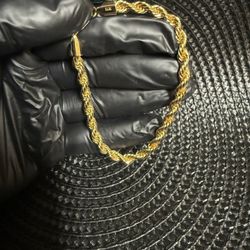 14k Rope bracelet 