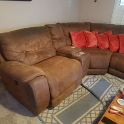 Sectional Couch With 2 Recliners