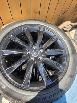 Set of 4 audi 19" wheels with pirelli winter tires (rims with tires)(rines y llantas)