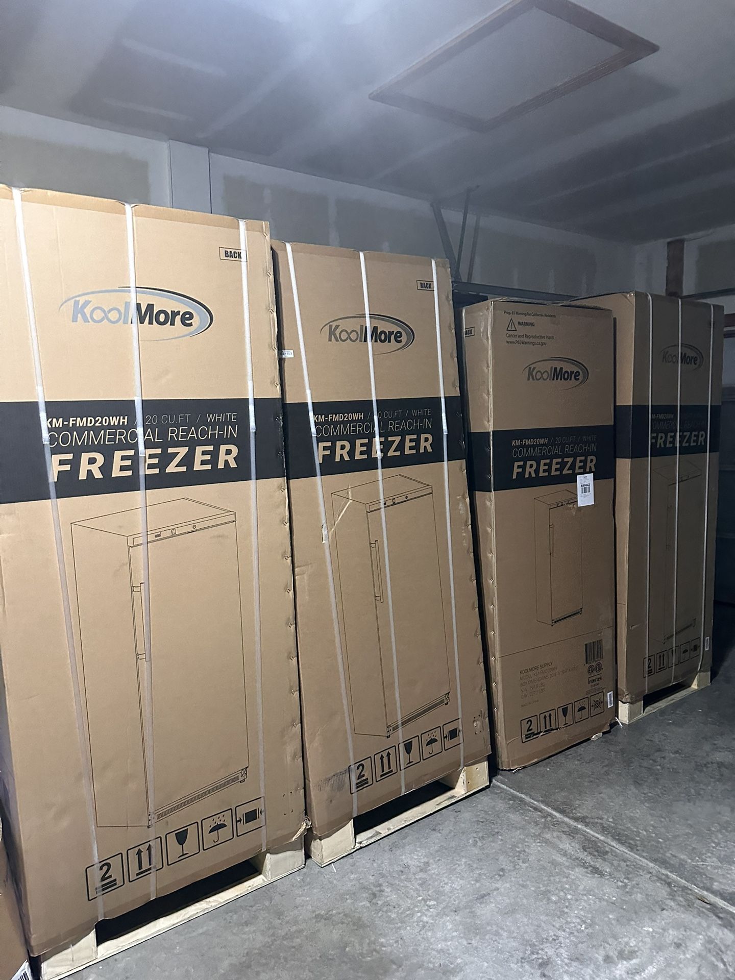 Bundle Deal or Sold Separately!! 4 KoolMore 21-Cu. Feet Upright Commercial Freezers